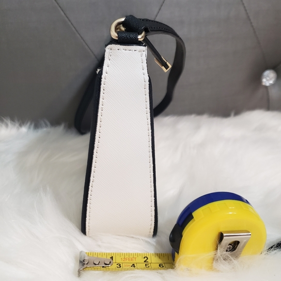 Calvin Klein white crossbody bag - Picture 16 of 16